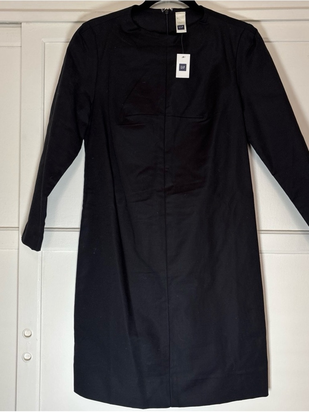 GAP Black Modern Minimalist Long-Sleeve Shift Dress NWT